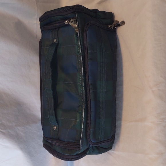 lug Bags Lug Trolley Xl Toiletry Travel Bag In Deep Green And Navy